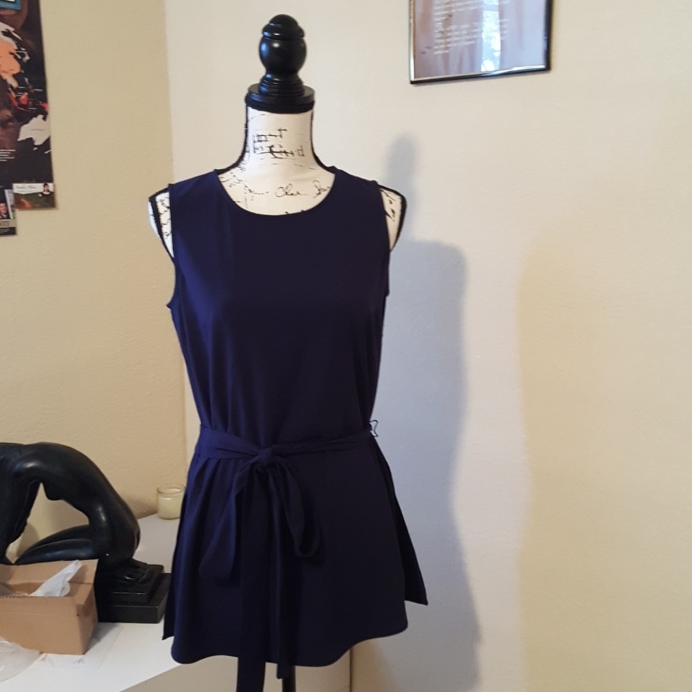 Navy blue, NY & Co top, NWOT